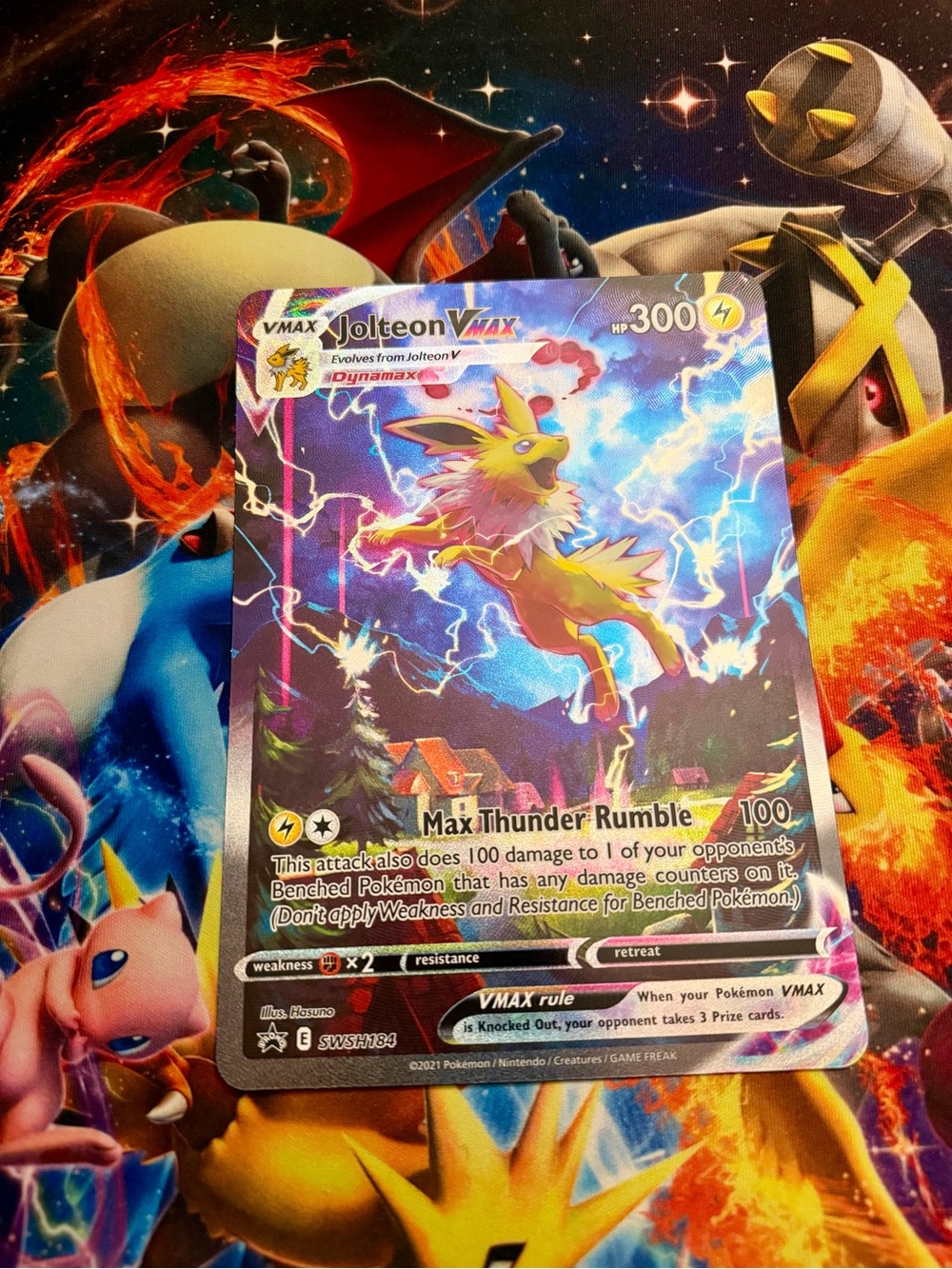 Pokemon Jolteon VMAX Jumbo Card